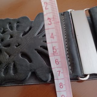 Cinturón elástico negro-gris polipiel