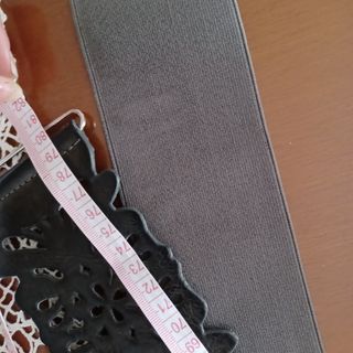 Cinturón elástico negro-gris polipiel