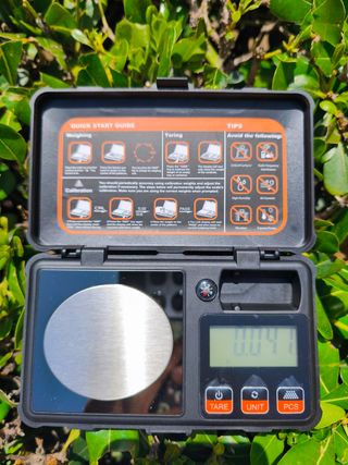 Báscula 50g x 0.001g – Precisión máxima