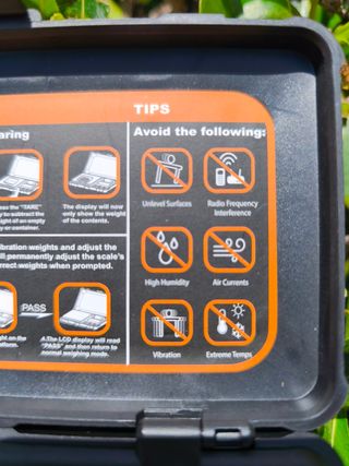 Báscula 50g x 0.001g – Precisión máxima