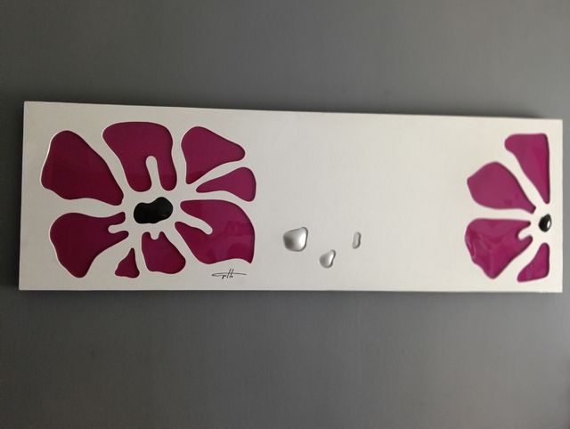 Cuadro 3D flores rosas. Valorado en 180 euros