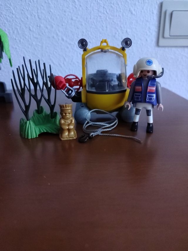 Playmobil mini submarino.