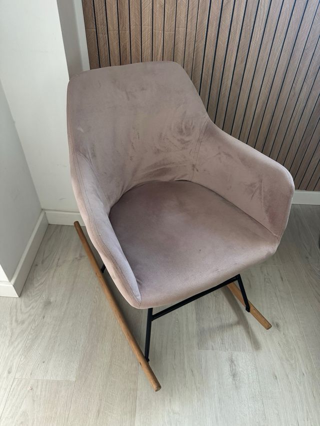 Sillon mecedora tejido terciopelo rosa