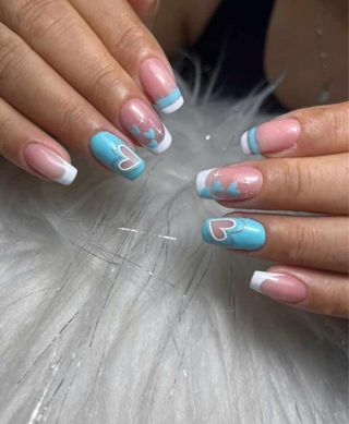 Manicurista Colombiana