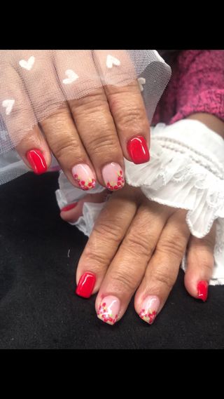 Manicurista Colombiana