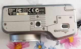 Nikon Coolpix 880 fotocamera digitale