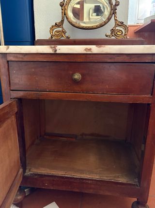 Set antiguo espejo con candelabro y 2 mesitas de noche a juego