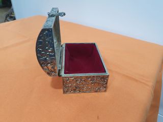 CAJA PARA ANILLOS Y JOYAS