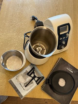 Robot de cocina taurus