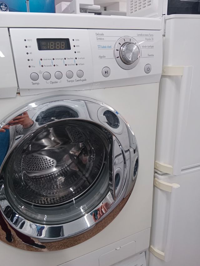 Lavadora LG 7kg DirectDrive