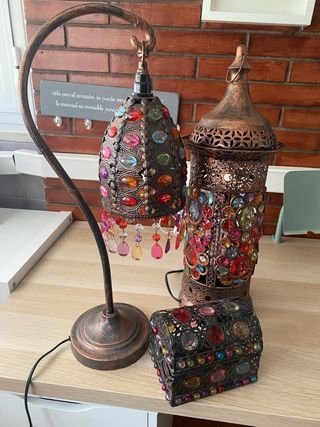 2 lámparas estilo marroquí y una cajita