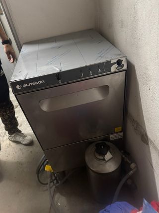 Lavavajillas c/c Almisión: 
