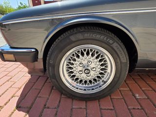 Jaguar daimler xj40 1991