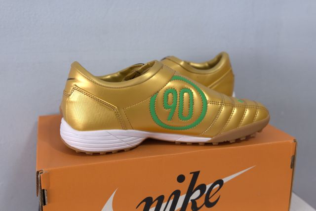 Nike Total 90 III Dynamic Yellow