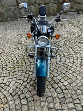 Suzuki Marauder 250
