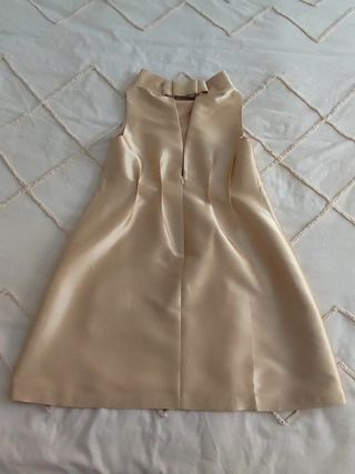 Vestido 100% seda natural Fely Campo dorado fiesta