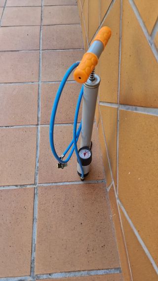 Bomba hinchador ruedas bicicleta