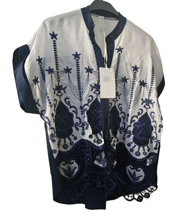 Conjunto dos piezas broderie