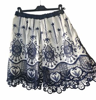 Conjunto dos piezas broderie