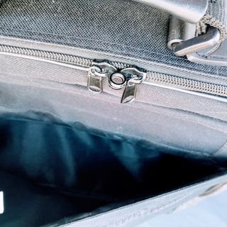 REGALA! CARTERA/MALETÍN FLEXIBLE ORDENADOR PERSONA