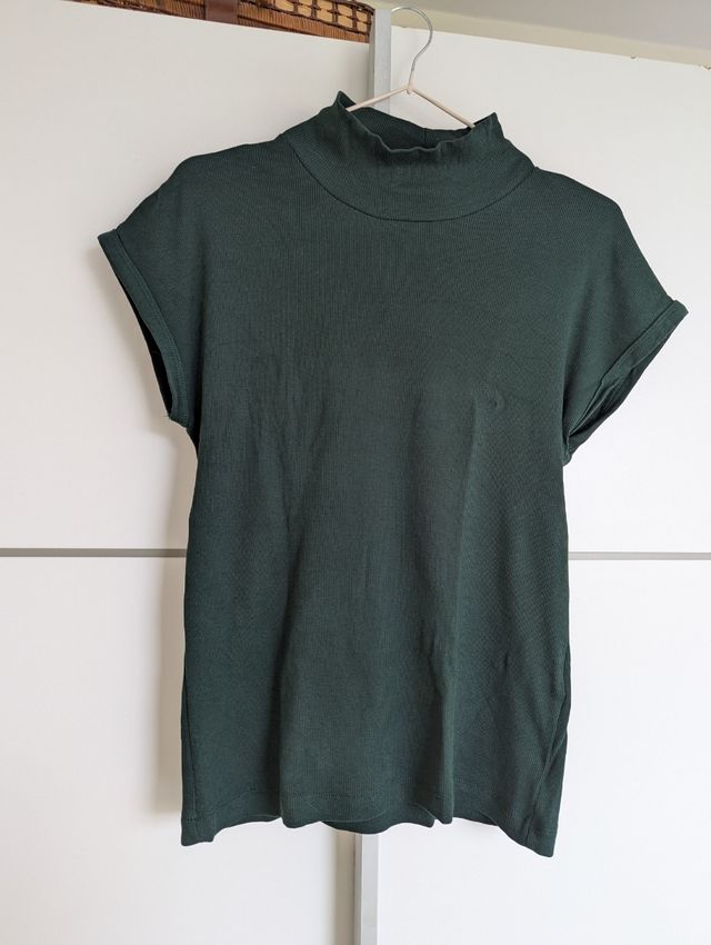 Camiseta verde de Zara