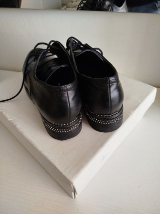 SCARPE DONNA BASSE CON BRILLANTINI CHIC