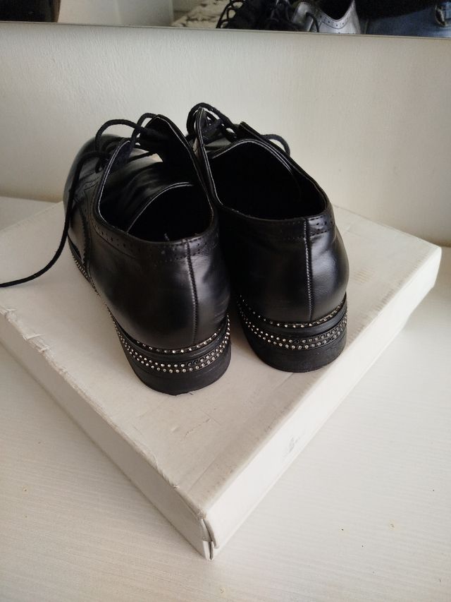 SCARPE DONNA BASSE CON BRILLANTINI CHIC