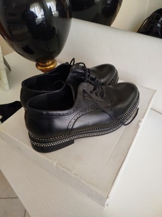 SCARPE DONNA BASSE CON BRILLANTINI CHIC