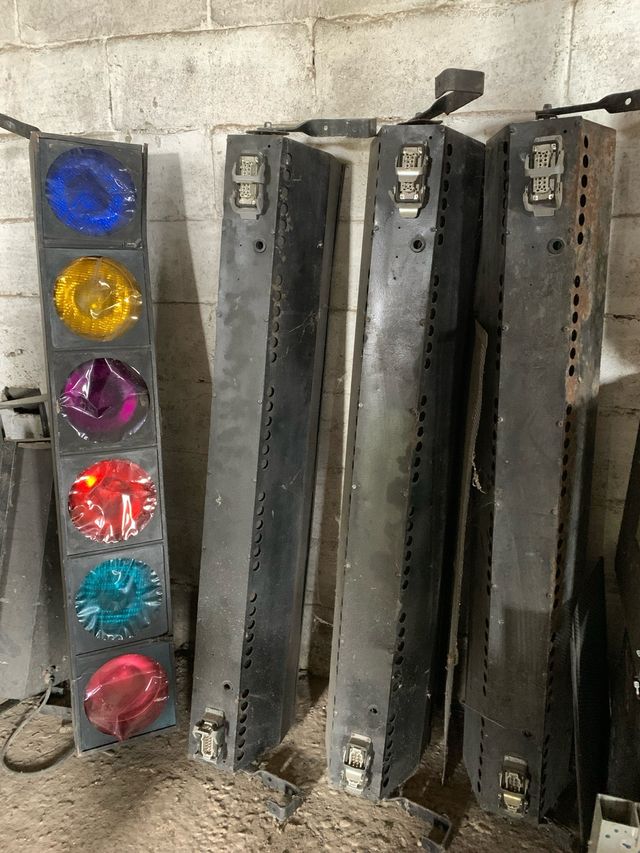 4 Focos con lamparas