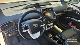 Toyota Prius Plugin 2017 PHV