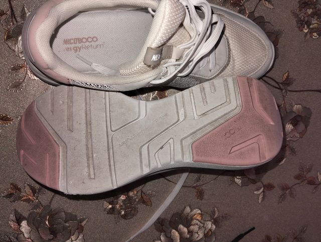 Zapatillas mujer Nicoboco