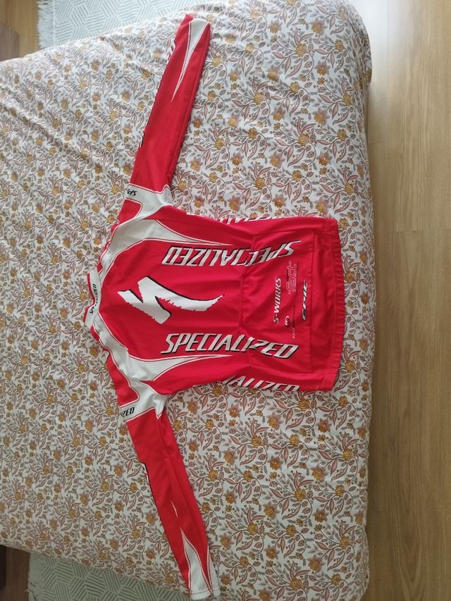 Specialized. Parte superior mallot btt