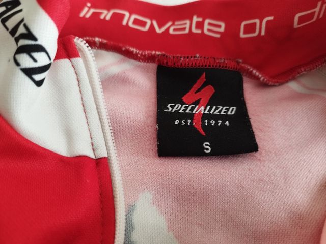 Specialized. Parte superior mallot btt