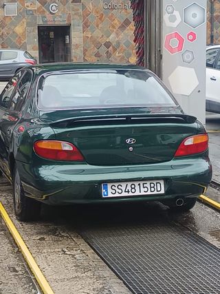 Hyundai Lantra 1999