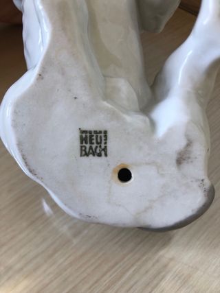 Figura Bulldog Ingles Heubach Porcelana