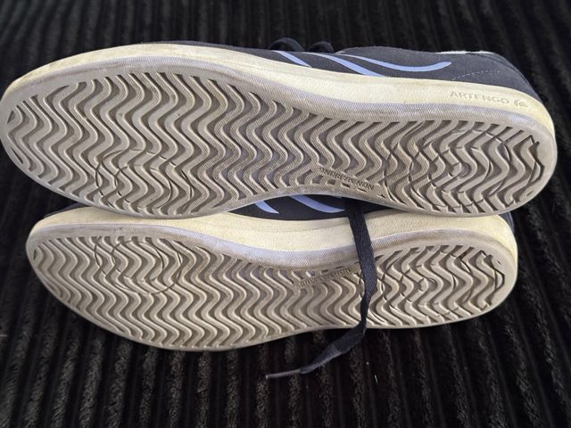 Zapatillas ARTENGO - Deportivas azules y negras