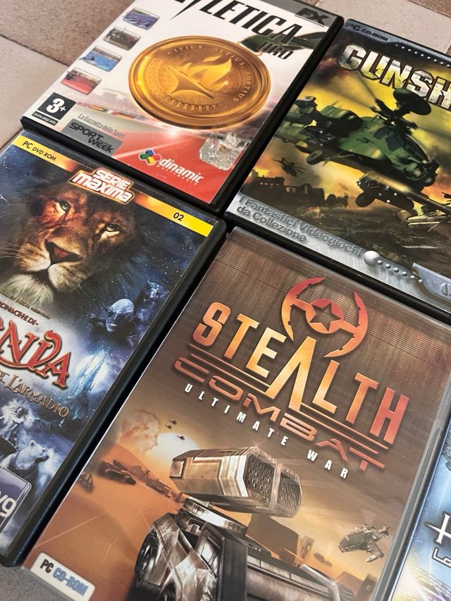 Set videogiochi pc computer game guerra war hawk
