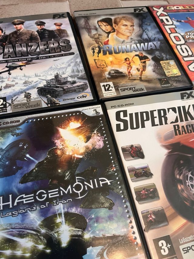 Set videogiochi pc computer game guerra war hawk