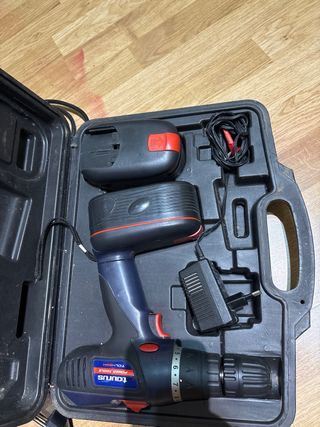 Taladro Taurus bateria