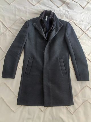 Abrigo Zara gris marengo