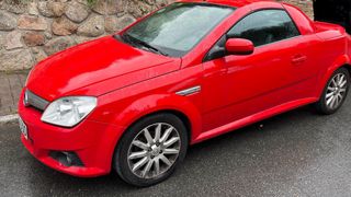 Opel Tigra 2004 Lee completo