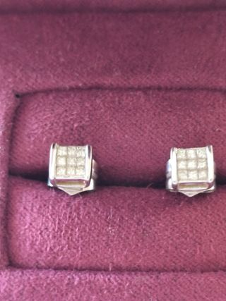 Precioso conjunto de oro blanco y brilla