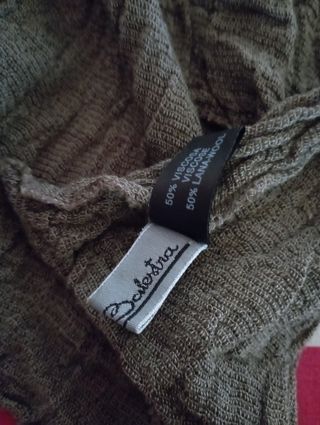 Sciarpa marrone. Renato Balestra