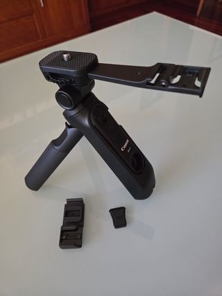 Trípode Canon HG-100TBR y Microfono DM-E100