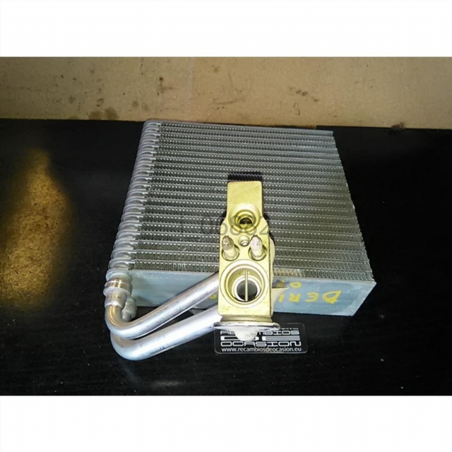 Condensador aire acondicionado Citroen Ber i_06882