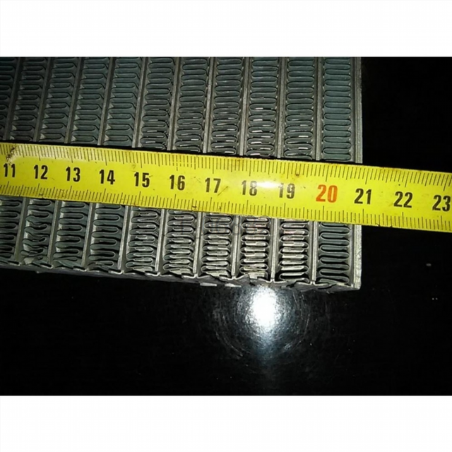 Condensador aire acondicionado Citroen Ber i_06882