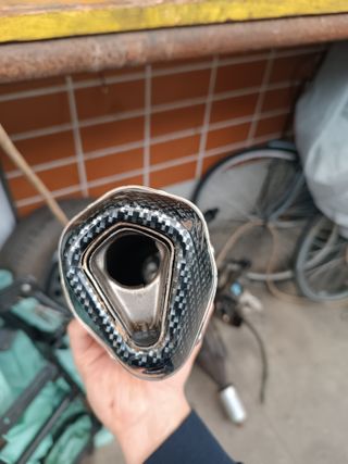 Terminale akrapovic