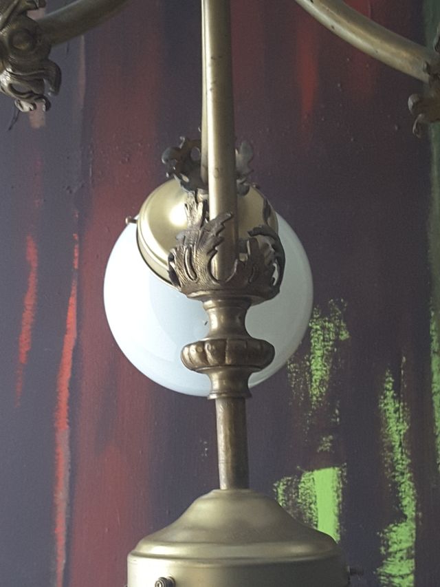 Lámpara de techo modernista