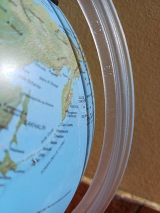 Mappamondo illuminato