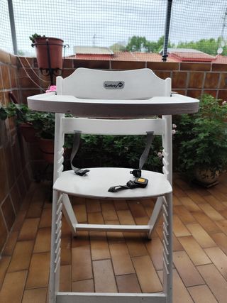 Trona de madera Safety